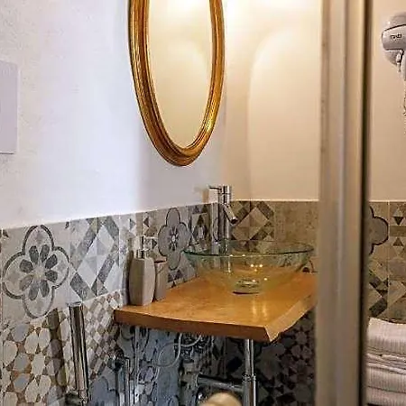 Hotell Civico 13 Neapel